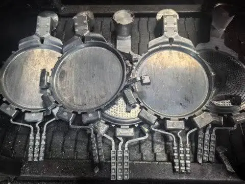 قالب دایکاست قالبمه که تست شده است